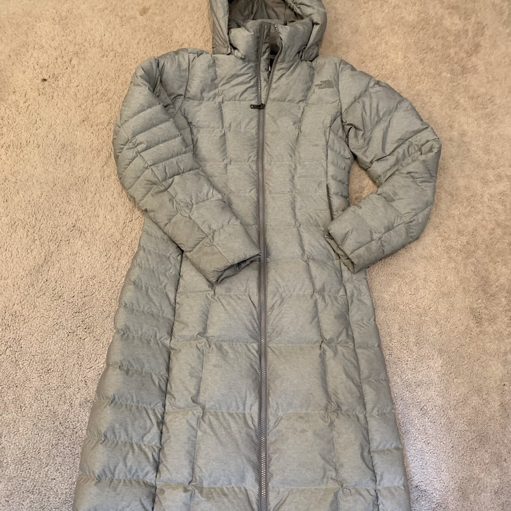 Women’s XS North Face, long winter coat